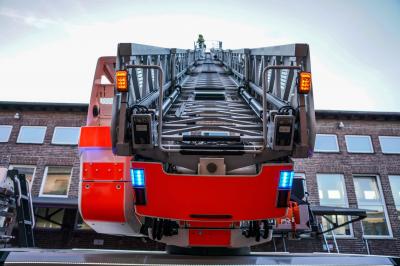 Esslingen-Oberesslingen: Absauganlage einer Firma brannte und sorgte fuer eine starke Rauchentwicklung