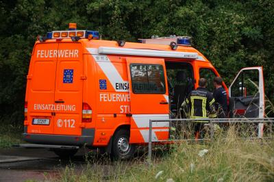 Stuttgart-Obertuerkheim: Person von Zug erfasst 