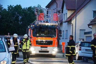 Goeppingen : Brand einer Scheune in der Innenstadt - Feuerwehr im Grosseinsatz 