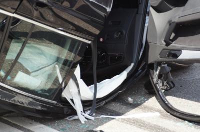 Metzingen/ B312, Verkehrsunfall mit LKW