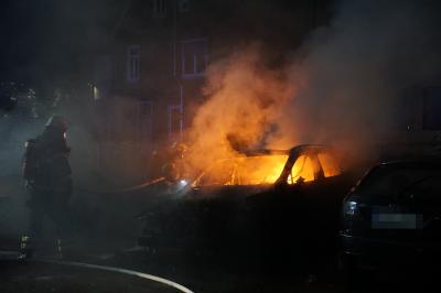 Goeppingen: Autos in Flammen