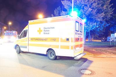 Filderstadt: Auto kracht gegen Hauswand eines Doenerladens- 1 Verletzte 