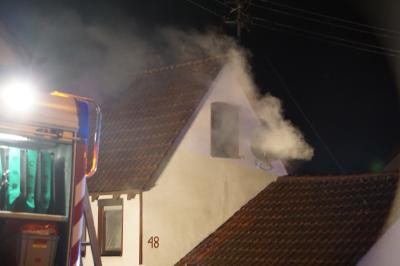 Grossaspach: Schwerverletzter bei Dachstuhlbrand in Grossaspach