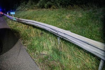 Stuttgart/A8: Betrunkener kommt mit Opel Corsa von Fahrbahn ab