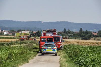 Gaeufelden-Nebringen: Getreidefeld in Brand geraten