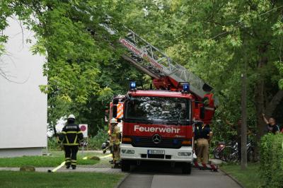 Sindelfingen: Rauch aus Kuechenfenster - Anwohner alarmieren die Feuerwehr