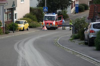 Grossbettlingen unbekannte Substanz auf der Strasse