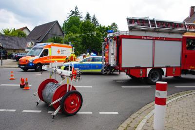 Filderstadt-Sielmingen: Kreuzungscrash fordert zwei Verletzte