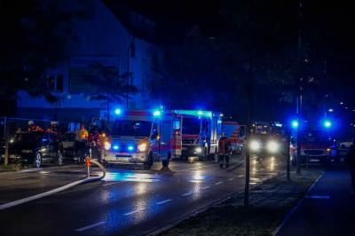 Backnang: Kellerbrand - Spuren deuten auf Brandstiftung - Kellerbrand in Mehrfamilienhaus â€“ Katze gerettet â€“ Person verletzt