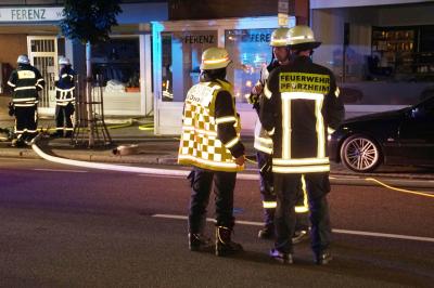 Pforzheim: Wohnungsbrand sorgt fuer einen Grosseinsatz der Feuerwehr