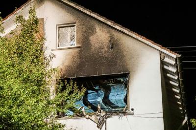 Schwaebisch Gmuend-Rechberg: Wohnungsvollbrand loest Grosseinsatz aus â€“ Rettungskraefte aus dem Kreis Goeppingen zur Unterstuetzung