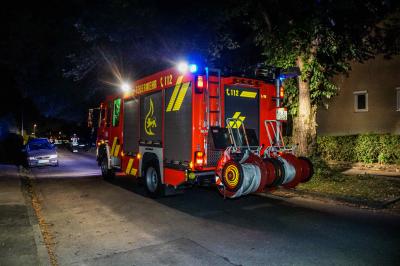Backnang: Gasausstroemung an Pkw im Wohngebiet 