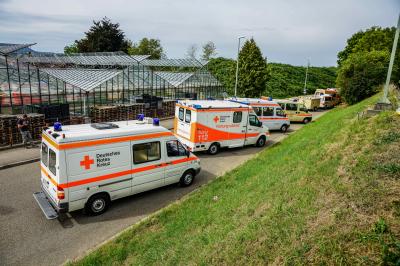 Suessen: Knapp 200 Rettungskraefte ueben den Ernstfall
