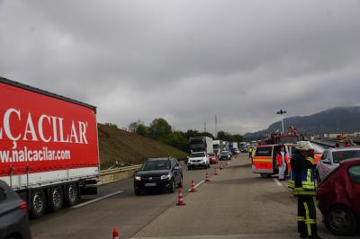 Weilheim Teck: enior baut Unfall und faehrt weiter Ein Zeuge stellte am Montag nach einem Unfall bei Weilheim den mutmasslichen Verursacher.