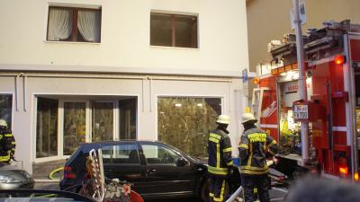Pforzheim: Starke Rauchentwicklung nach Brand in einem Hotel - Feuerwehr Grosseinsatz - mehrere Verletzte