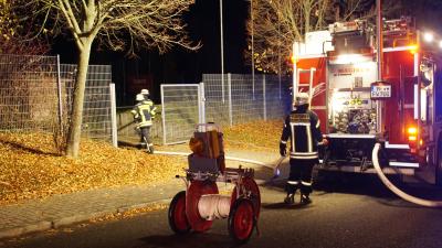 Pforzheim: Ein Brand auf dem Fathiphar Sportplatz - War es Brandstiftung?
