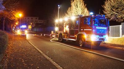 Pforzheim: Ein Brand auf dem Fathiphar Sportplatz - War es Brandstiftung?