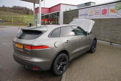 Gruibingen: Rauch aus PKW ruft Feuerwehr auf den Plan