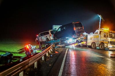 Sindelfingen- Maichingen: 3 Personen bei schwerem Unfall getoetet