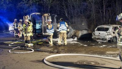 Remchingen: War der Brandstifter jetzt wieder unterwegs? mehrere Pkws in Vollbrand