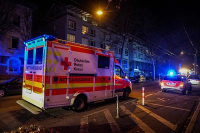 Esslingen: Brand durch Adventskerze - 1 Verletzte