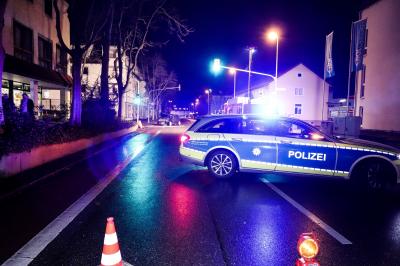 Nuertingen: Frontalzusammenstoss fordert mehrere Verletzte