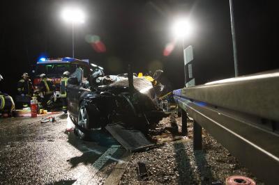 Renningen: Toedlicher Unfall auf der B464 - update