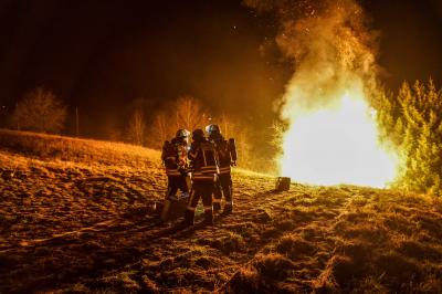 Remshalden-Rohrbronn: Party endet heiss - Schuppen brennt in voller Ausdehnung 