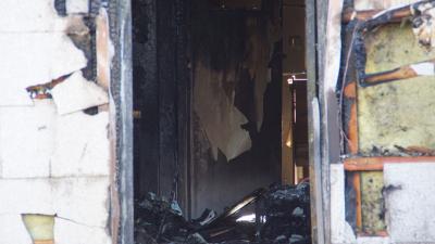 Dobel: Wohnhausrand fordert die Feuerwehr mit einem Grosseinsatz - die Ruine