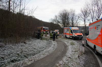 Kirchberg an der Murr: Schwerer Verkehrsunfall, Fahrzeug ueberschlaegt sich