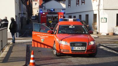 TAGBILDER! Keltern: Neujahr faengt mit einem Wohnhausvollbrand an - Feuerwehr Grosseinsatz