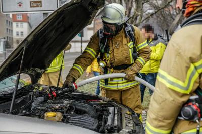 Esslingen: Pkw rauchte in Tiefgarage