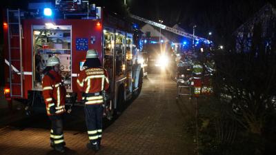 Straubenhardt: Vollbrand eines Einfamilienhaus - Feuerwehr Grosseinsatz