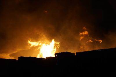 Ilsfeld: Vollbrand bei Holzpalettenfirma