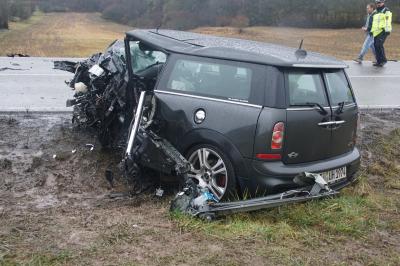 Ammerbuch-Entringen: Frau kommt bei schwerem Unfall ums Leben 