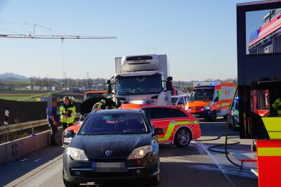 Kirchheim: Toedlicher Verkehsunfall auf der A8