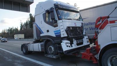 Wurmberg: zwei Lastwagen fahren aufeinander - langer Stau