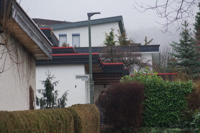 Salach: Nach Brand in Wohnung - Feuerwehr findet einen Toten und eine Verletzte Person