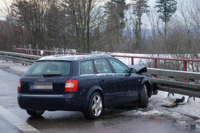Gruibingen: Zwei Unfaelle in kuerzester Zeit - Zwei verletzte Personen