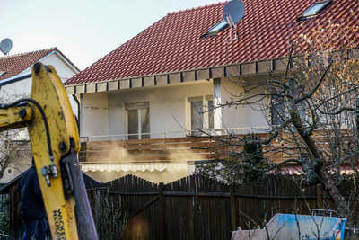 Aichwald-Aichschiess: Sauna sorgt fuer starke Rauchentwicklung 