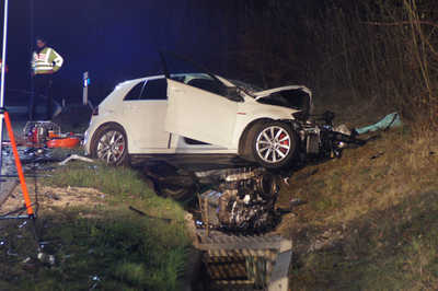 Grossbettlingen: Zwei Tote nach schwerem Frontalzusammenstoss