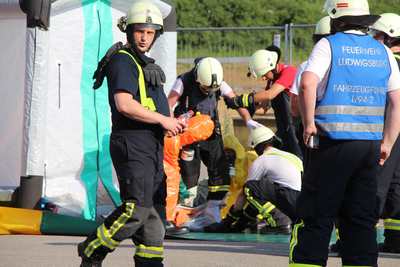 Muenchingen: Gefahrgutunfall  nach Ammoniakaustritt