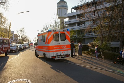 Sindelfingen: Bewohner klagen ueber Hustenreiz - unbekannter Geruch in Mehrfamilienhaus