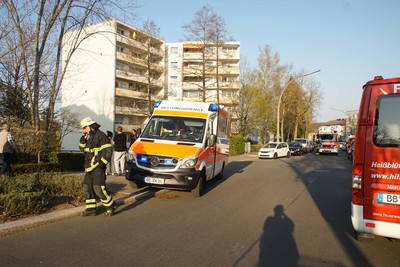 Sindelfingen: Bewohner klagen ueber Hustenreiz - unbekannter Geruch in Mehrfamilienhaus