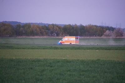 Neuhausen: Medizinischer Notfall auf Baustelle- Baukran wird zur Rettung eingesetzt