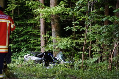 Mosbach: 2 Tote bei schwerem Verkehrsunfall 