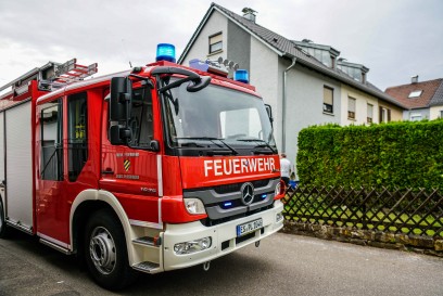 Plochingen: Hecke beim Unkraut abflammen in Brand geraten