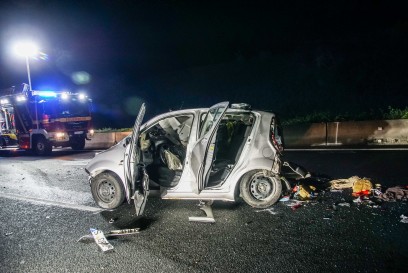 Rutesheim - Leonberg: Schwerer Unfall sorgt fuer lange Vollsperrung der Autobahn