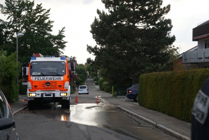 Sindelfingen: Wasserrohrbruch in der Brahmsstrasse