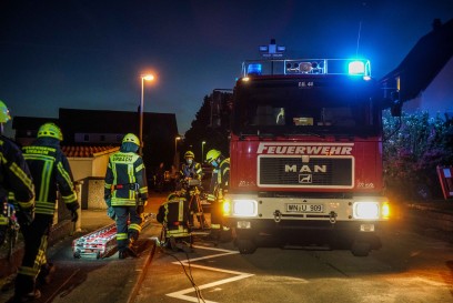 Urbach: Feuerwehr rettet kleinen Waschbaer aus misslicher Lage